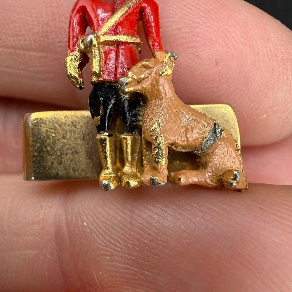Vintage Sarah Coventry Tie Clip Gold Red RCMP Mountie Dog Figural Enamel